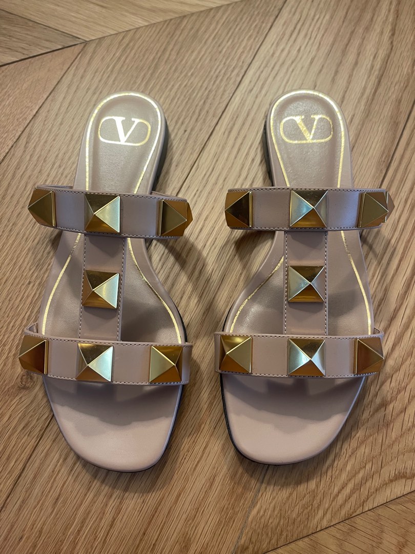 White hot sale valentino slides