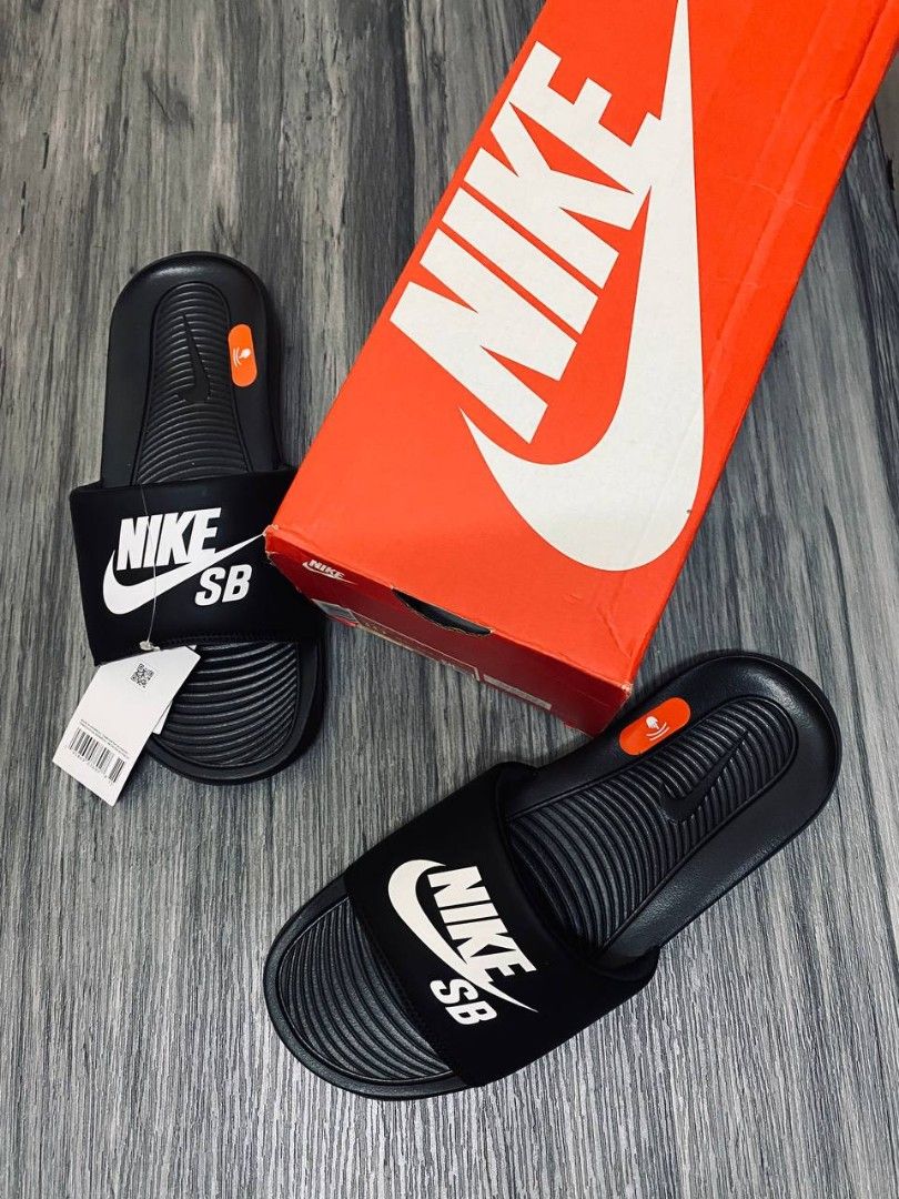 Nike sb flip flops top