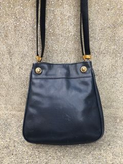 Vintage Bottega Veneta 真皮長背帶小水桶包