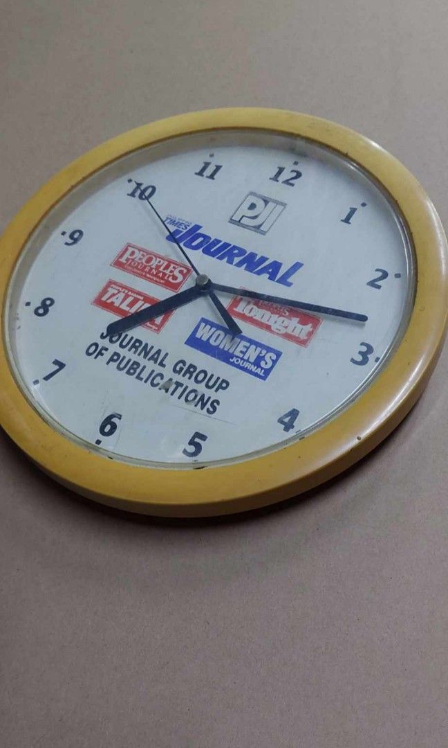 Wall clock (Category: Clocks) located in Caloocan City. Submitted by great_2003 (Listing ID 1257376312, Image 2). Description: good running condition old wall clock journal group of publication battery not included as is only wysiwyg.