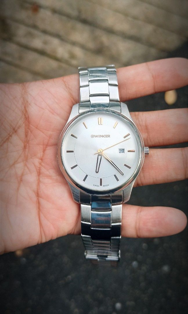 Wenger City Classic 01.1441.105 Men s Fashion Watches