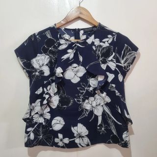 (Category: ) located in . Submitted by asgoodfinds (Listing ID 1257351419, Image 1). Description: .