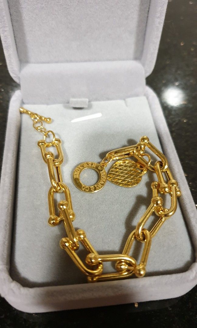 Gold tiffany hotsell and co bracelet