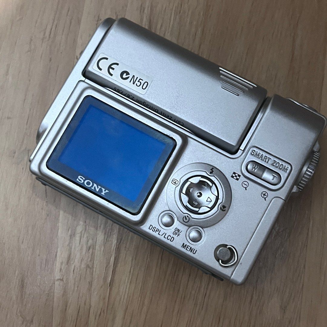 Sony dsc f77 ccd相機, 攝影器材, 相機- Carousell