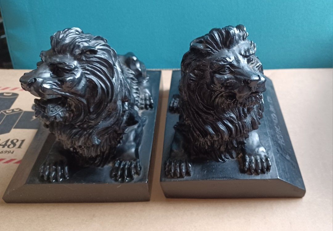 匯豐銀行獅子一對HSBC, 興趣及遊戲, 收藏品及紀念品, 古董收藏- Carousell
