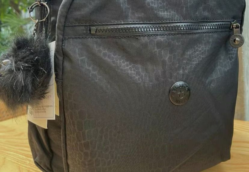 Kipling harmoniosa bag hotsell