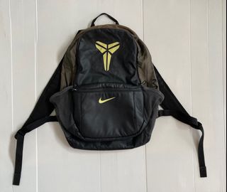 Kobe bryant sales bag nike