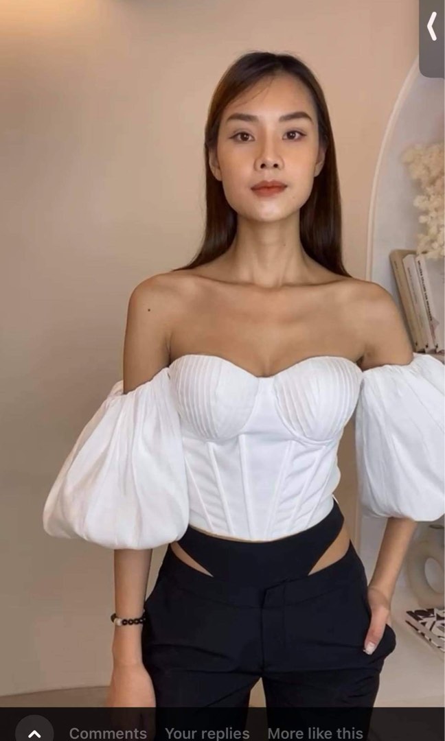 ☁️ White Corset Top Off Shoulder with Puff Sleeves, Women's Fashion, Tops, Sleeveless on Carousell