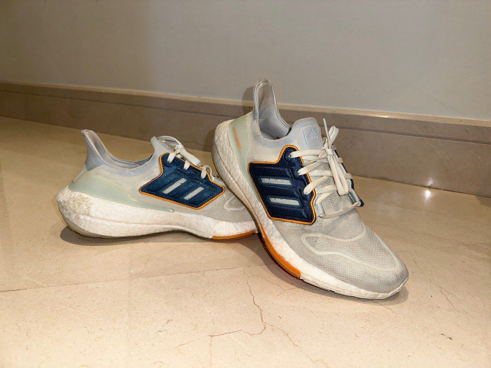 Adidas boost velcro hotsell