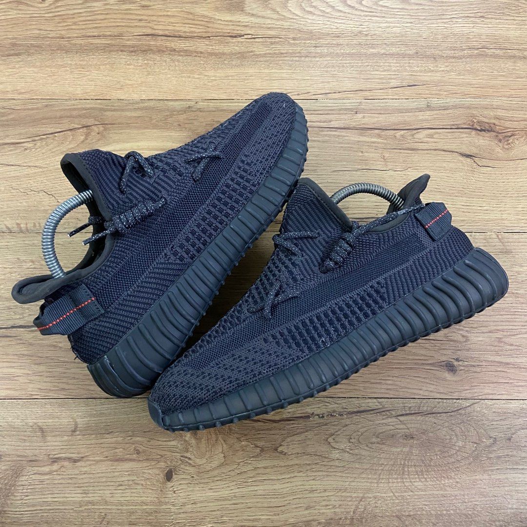 Adidas yeezy sales shoes queretaro