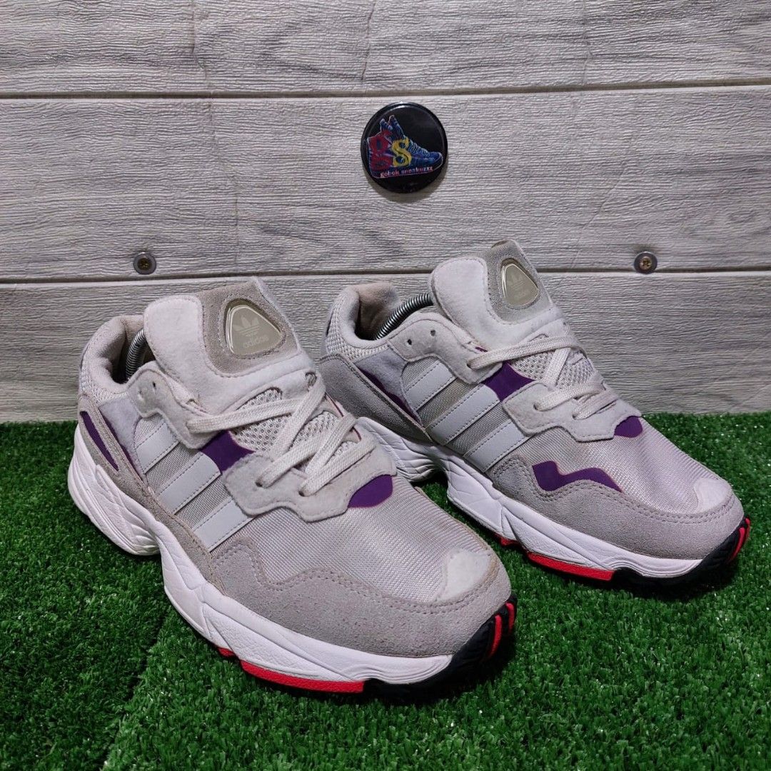 Adidas discount yung female