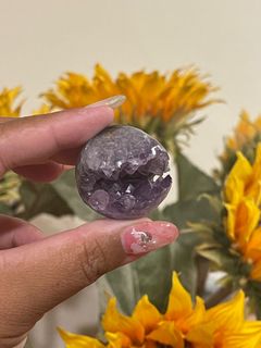 (Category: ) located in . Submitted by kittycrystals.sg (Listing ID 1252720444, Image 1). Description: .