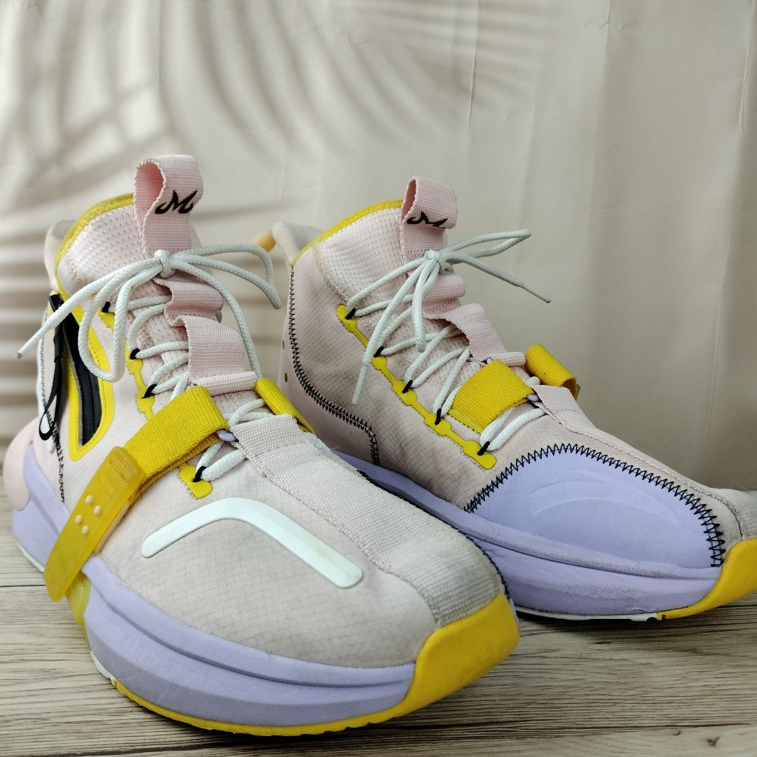Nike hyperdunk dragon on sale ball