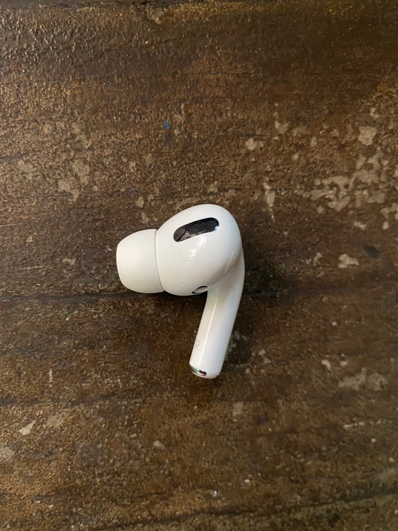 Apple Airpods Pro Right Bud Gen 1 EXCHANGE FOR LEFT, Audio, Earphones