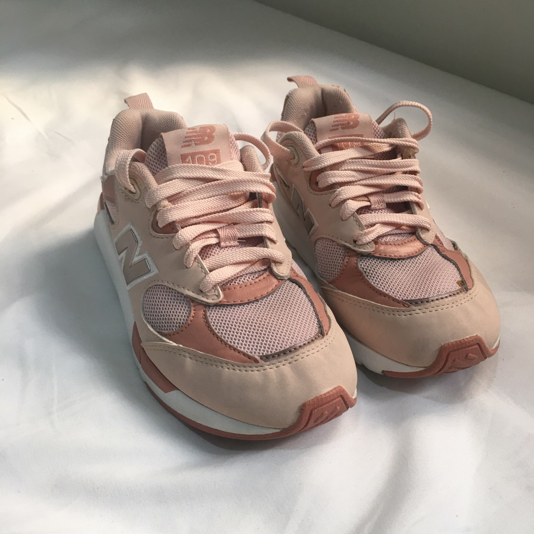 New balance 572 metallic sales