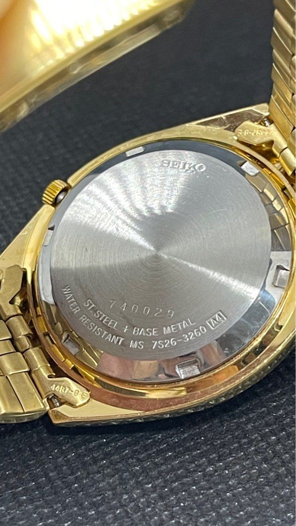 Authentic Seiko Watch Series 5 Automatic Unisex (Category: Men's Watches) located in Mandaluyong City. Submitted by abbottworks (Listing ID 1252700366, Image 3). Description: Authentic. Movement: Automatic Case Width: 38 mm Water Resistance: 30 m (100 feet) Features: Date The Seiko Series 5 men’s automatic watch is a stylish and sophisticated timepiece. The round stainless steel case is gold PVD-plated, 38 mm in size, and has a Hardlex crystal. I