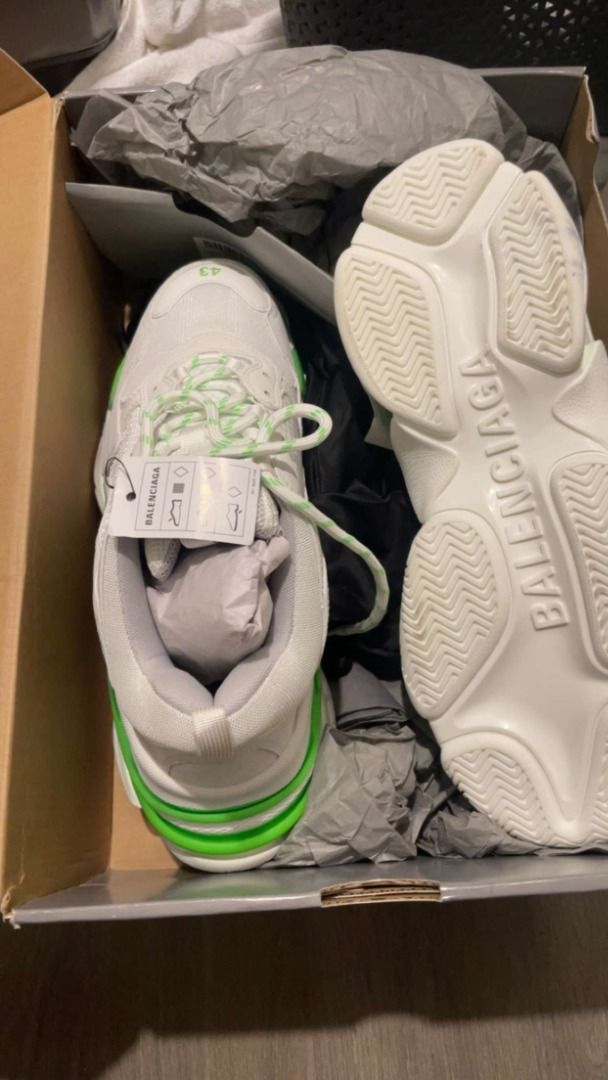Balenciaga Triple S Men s Fashion Footwear on Carousell