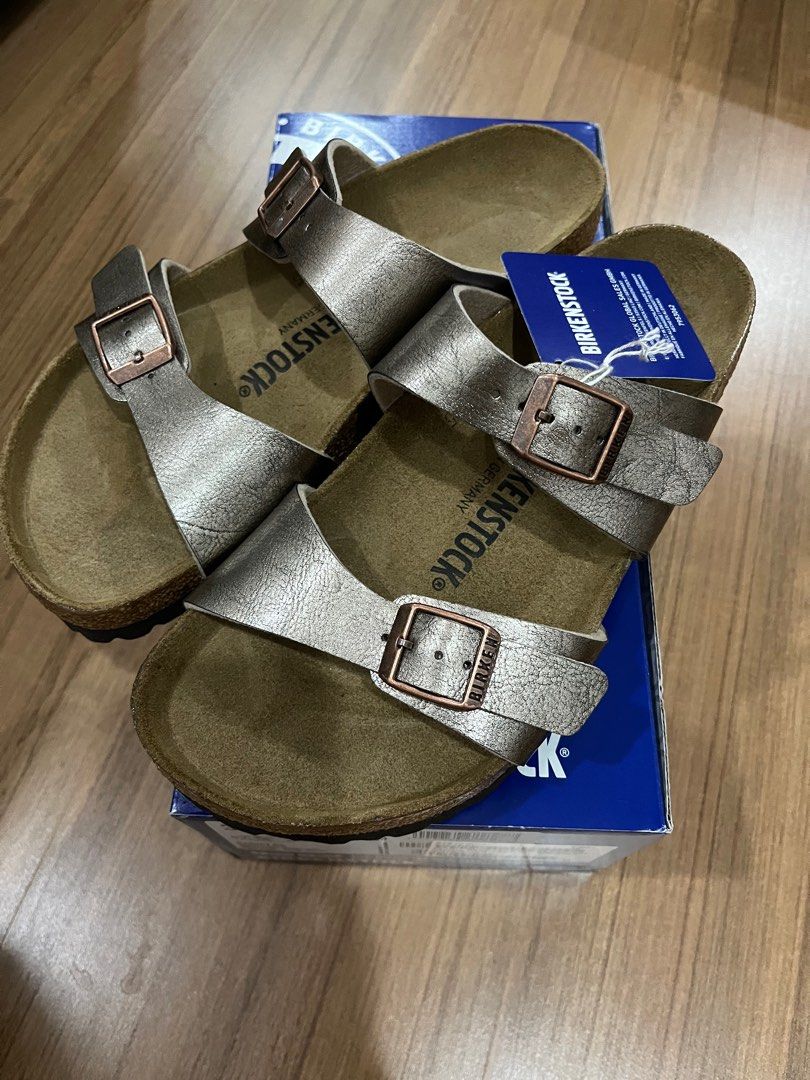 Birkenstock , Women's Fashion, Footwear, Sandals on Carousell