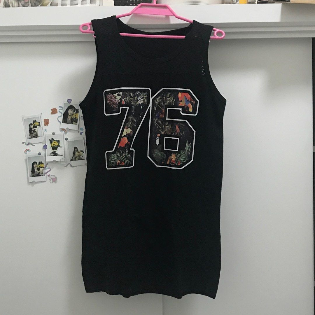 Black Jersey Dress (Category: Dresses) located in Dinalupihan. Submitted by declutteredbyaly (Listing ID 1252753788, Image 1). Description: no flaws naman but still manage your expectation since this is preloved na i usually wear S-M pero this one is maluwag sakin so i think kasya hanggang L.