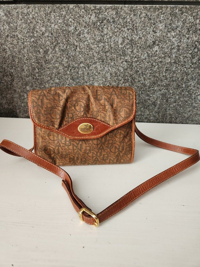 Bonia vintage bag Barang Mewah Tas Dompet di Carousell