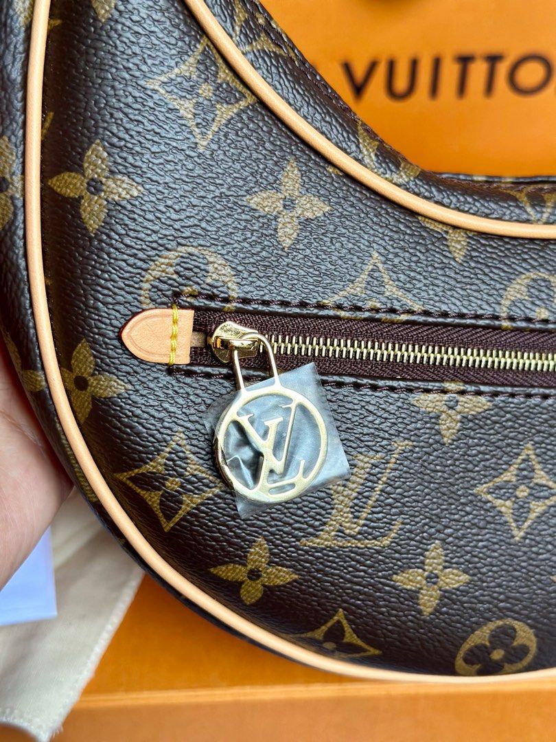 Louis Vuitton LOOP BAG in 2023