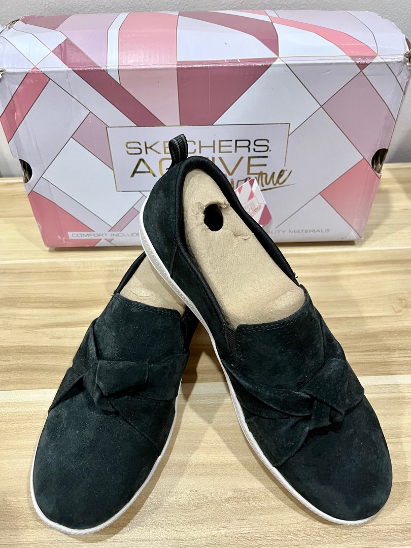 Brand New Skechers black ribbon s9 Women s Fashion Footwear