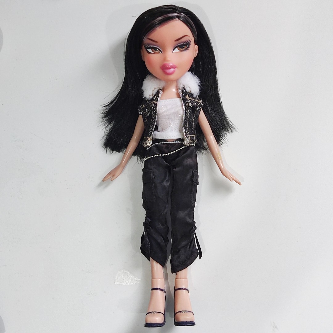 Bratz Sun Kissed Summer Jade [TRADE], Hobbies & Toys, Toys & Games on  Carousell