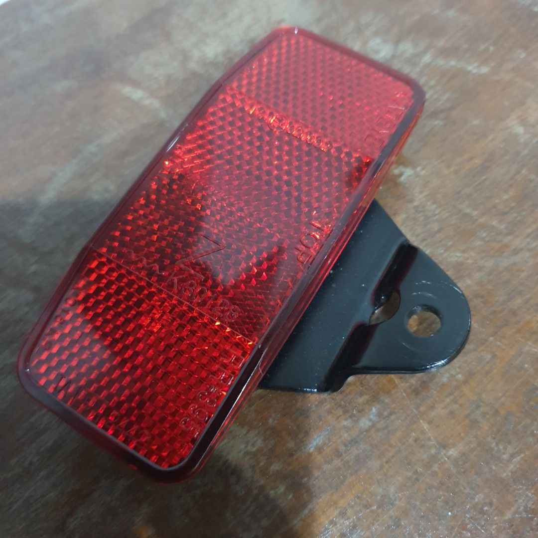 Brompton reflector clearance