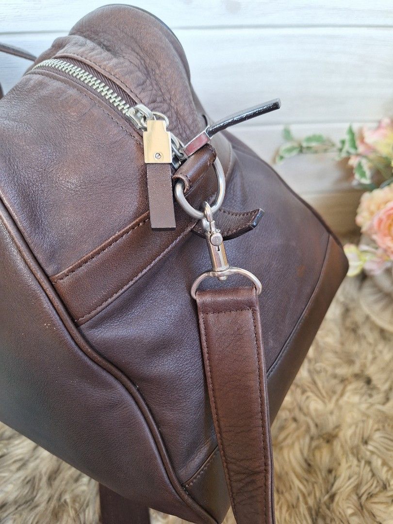 Burberry leather sales duffle bag