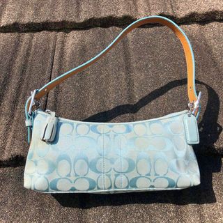 (Category: ) located in . Submitted by viaa888 (Listing ID 1252707660, Image 1). Description: .