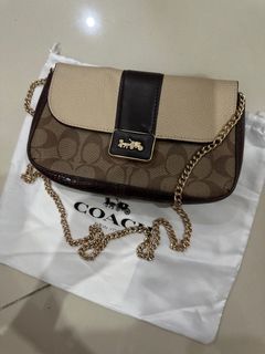 (Category: ) located in . Submitted by tee0104 (Listing ID 1252739228, Image 1). Description: .