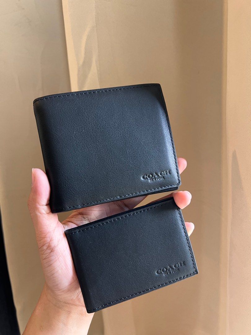 Coach wallet for men 2 in 1 (Category: Luxury Bags & Wallets) located in Mandaluyong City. Submitted by marz.shopping (Listing ID 1252782498, Image 1). Description: Orig.