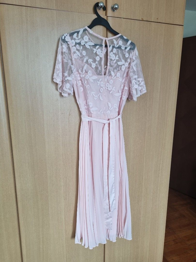 Eleanor lace floral sales dress in pink