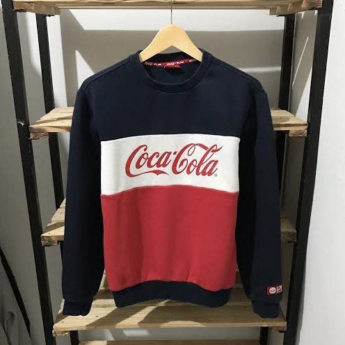 COCA COLA X POLHAM - Sweater Coca Cola, Fesyen Pria, Pakaian , Atasan ...