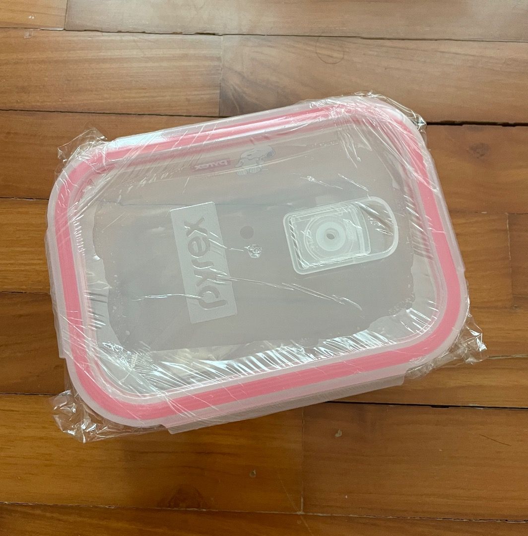 Corelle X Snoopy Rectangle Glass Storage *Made In USA*, Furniture ...