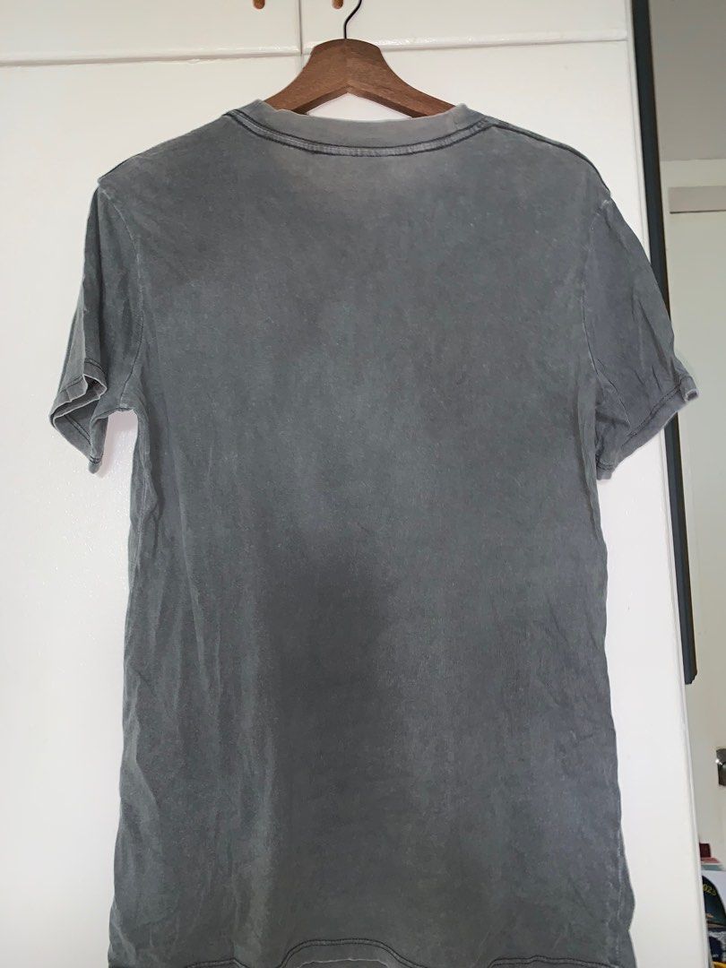 Cotton On- Rolling Stone Oversized Tee (Category: Shirts) located in San Jose. Submitted by trixiaaa18 (Listing ID 1252590733, Image 2). Description: Lightly used. Unisex and fits sizes m-large. DM for more details.