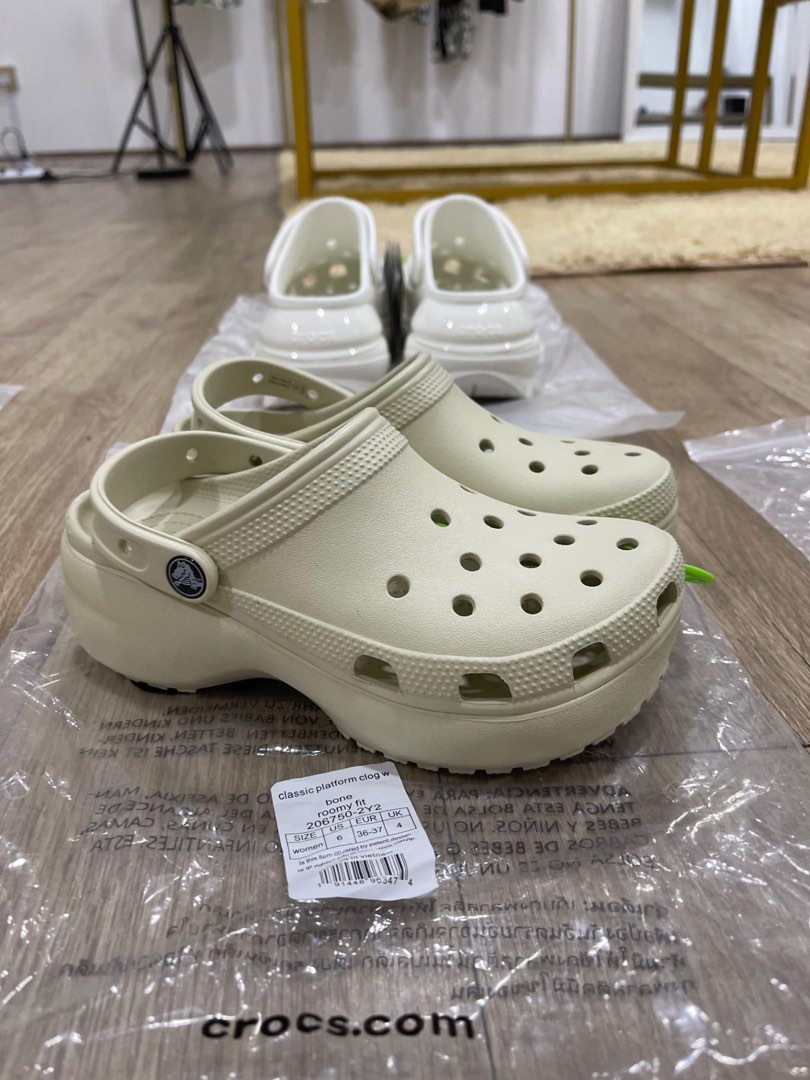 Crocs Carousell