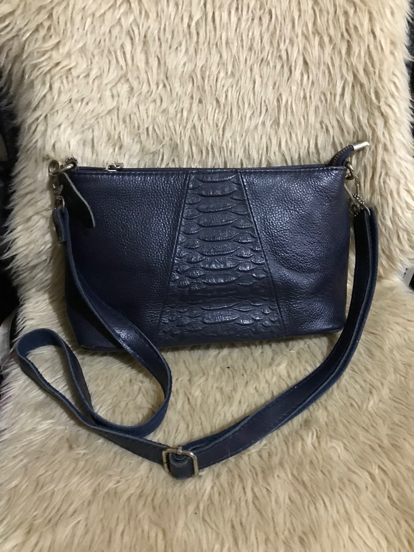 Medium size sling bags discount