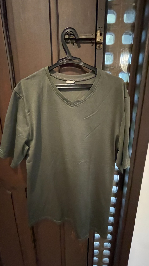 Decathlon Solognac (Medium), Men's Fashion, Tops & Sets, Tshirts & Polo ...