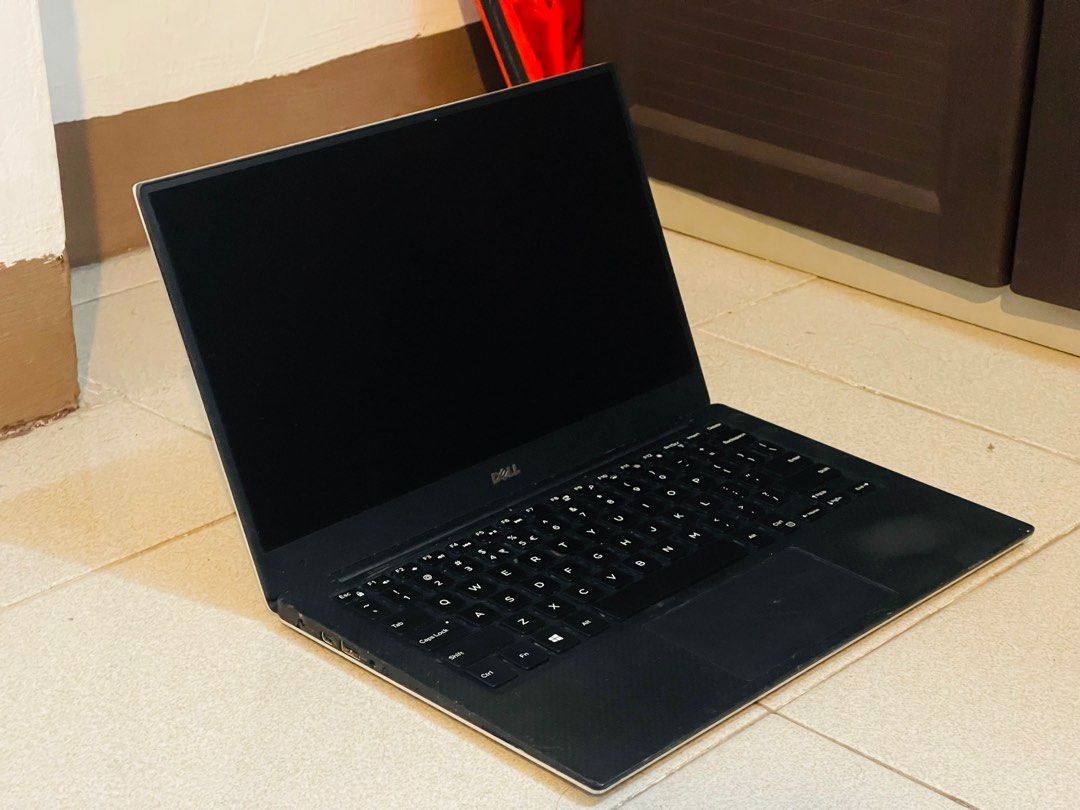 DELL XPS GAMING LAPTOP CORE i7 5TH GEN 8Gb RAM 256GB SSD(FAST BOOT) 2