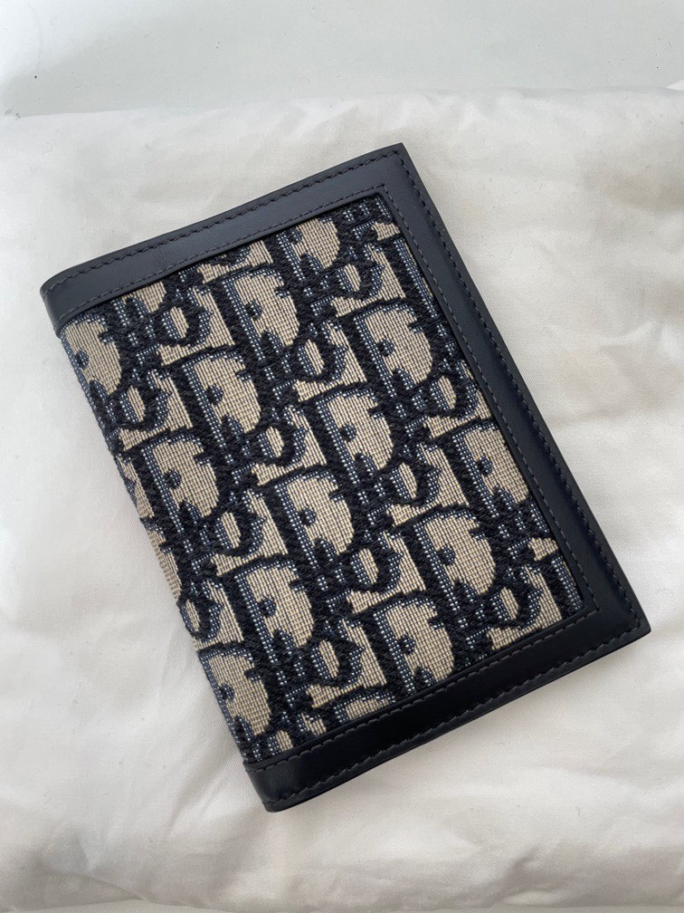 Dior outlet passport cover