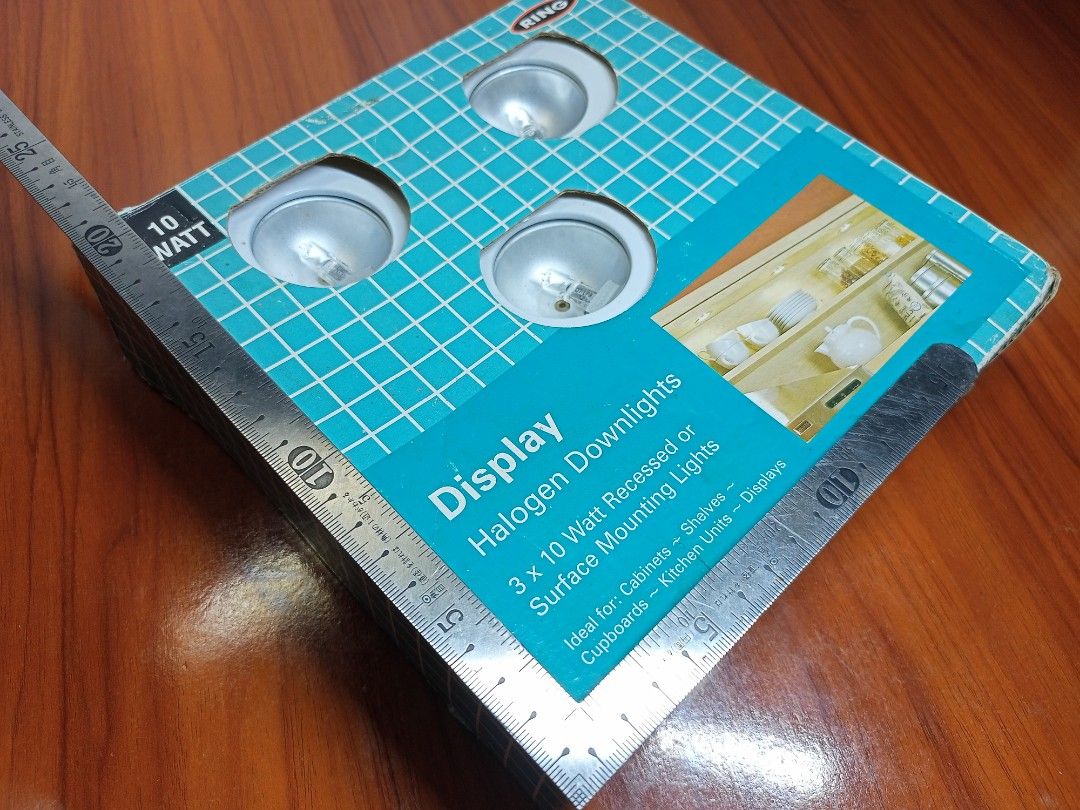Display Halogen Surface Mount Downlights UK SURPLUS (Category: Lighting) located in Silang. Submitted by pickright (Listing ID 1252701500, Image 2). Description: Display Halogen Surface Mount Downlights UK SURPLUS Brand New Old Stock Voltage Input: 220 Volts.