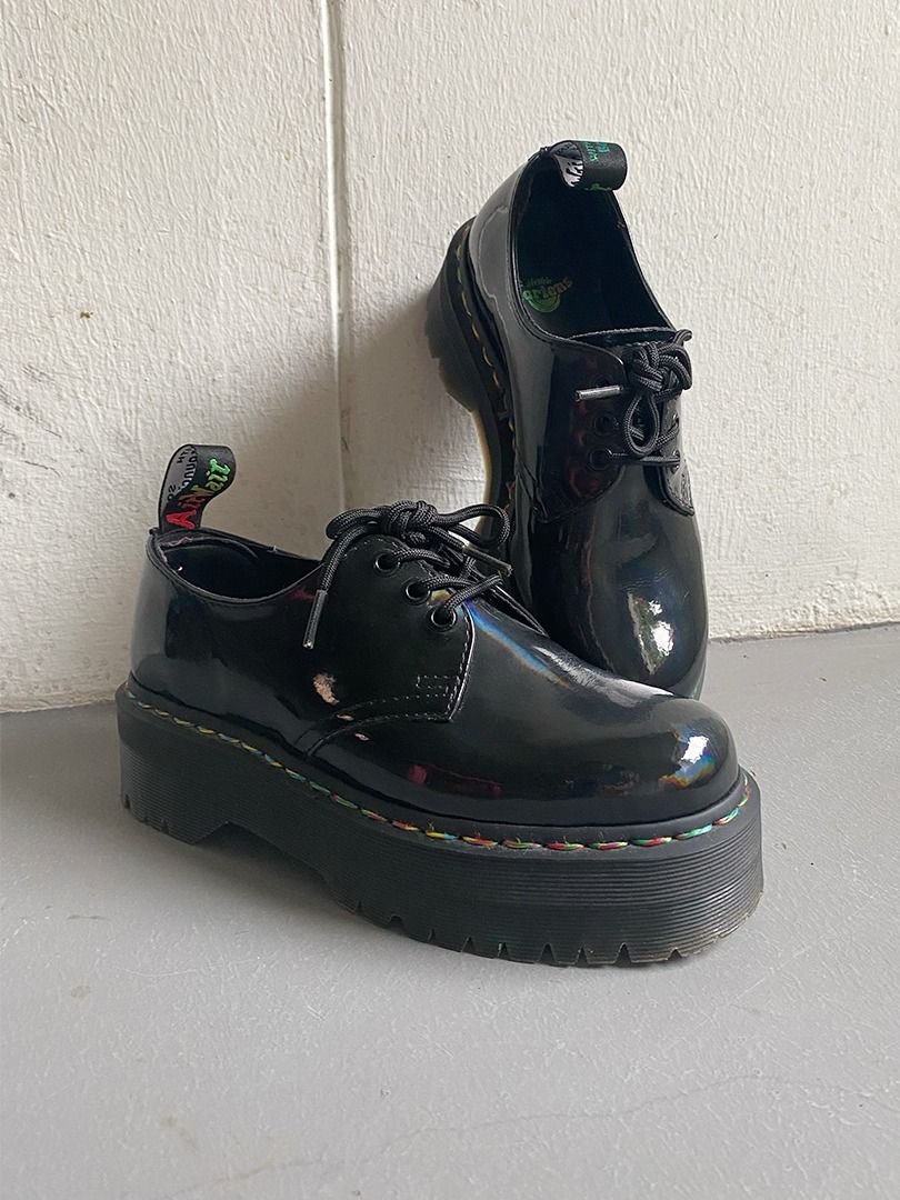 Dr martens cheap quad rainbow