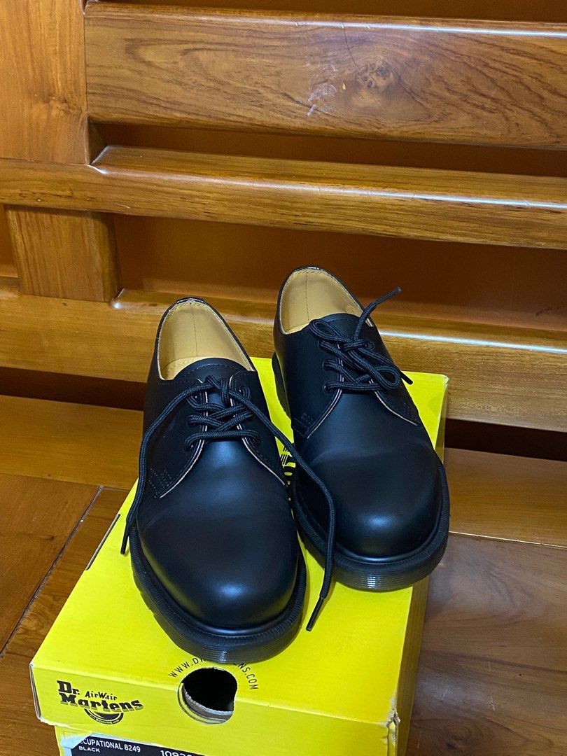 Dr martens 8249 store
