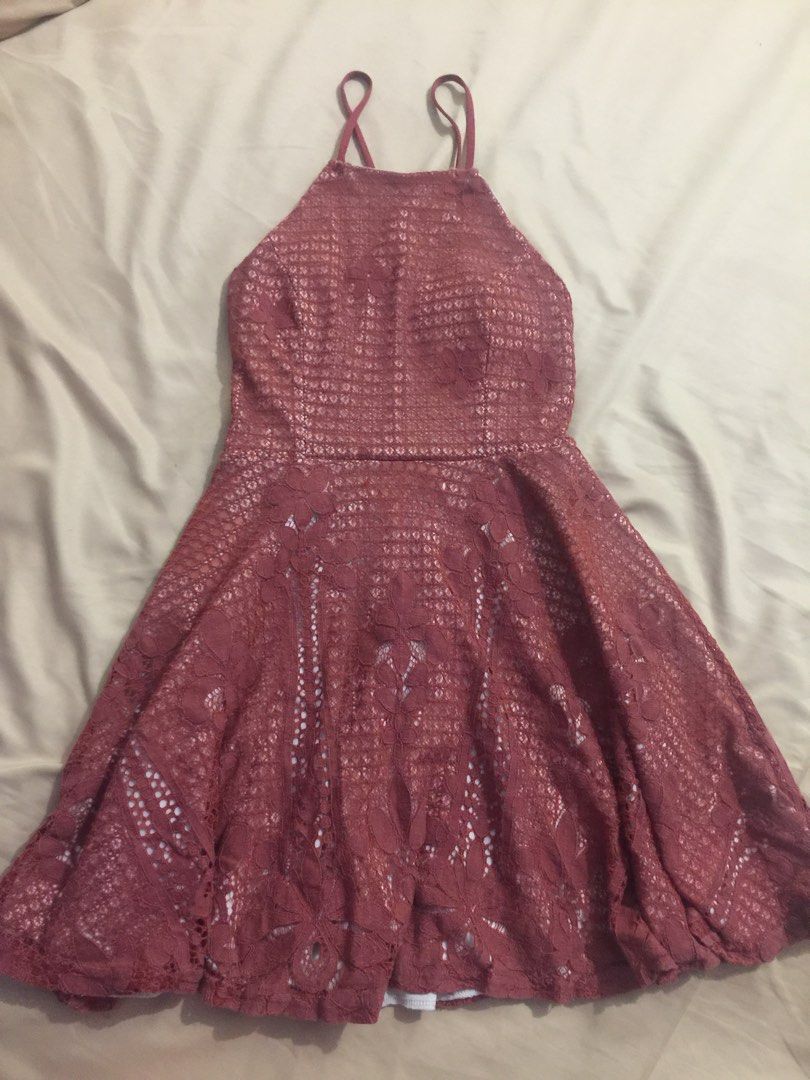 Dress for kids / teens (Category: Dresses) located in Mandaluyong City. Submitted by dizeshop (Listing ID 1252640043, Image 1). Description: Padala from abroad Size Small pero medyo maliit kaya pwede sa kids age 8-12.