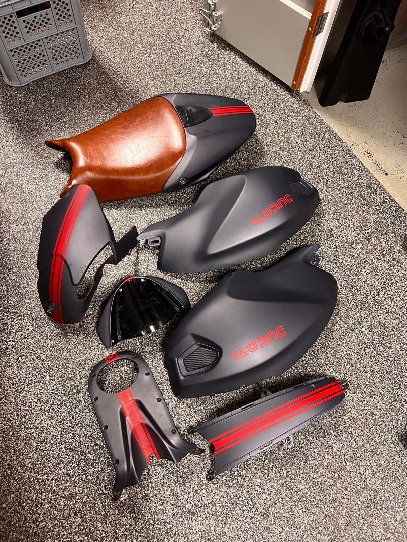 Ducati monster retro hot sale
