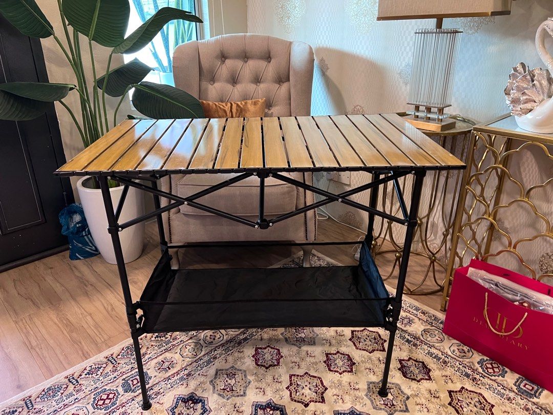 Expandable Camping table with net, Furniture & Home Living, Outdoor