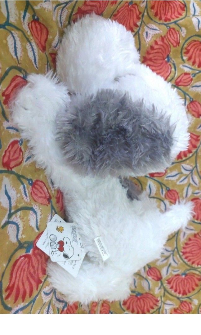 FAST DEAL SALE BNWT Grey Peanuts Snoopy lying down plushie 30cm - Main Image