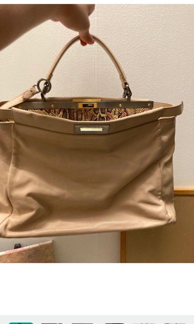 Prada peekaboo bag store