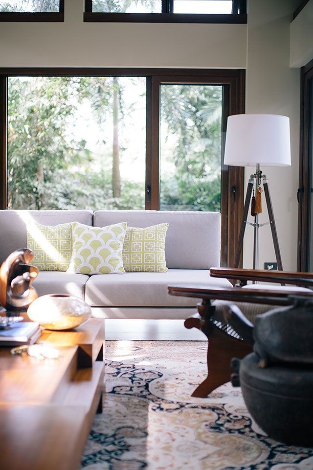 For Rent Spacious 1,000m2 Lot Area 6 Bedrooms CORNER HOUSE BESIDE